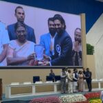 R. Madhavan Instagram – The APPLAUSE & the CHEERING made it all so memorable 🙏🙏❤️❤️ #69thnationalfilmawards