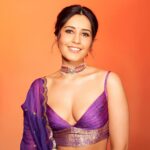 Raashi Khanna Instagram - 💟💟