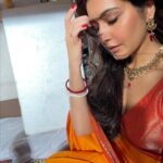 Raashi Khanna Instagram - Happy Dussehra you lovely people..! May your goodness always triumph over the evil within.. lots of love 🧡🤗