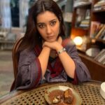 Raashi Khanna Instagram - When you love dessert but then the guilt hits you hard.! #dessertlover 🤪