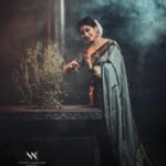 Rachana Narayanankutty Instagram - തരളവിലോലം നിൻ കാലൊച്ചകേട്ടു ഞാൻ അറിയാതെ കോരിത്തരിച്ചു പോയി…..🍂 Inframe: @rachananarayanankutty Captured by : @nithinnarayanan_ For more queries : 📞 8943066969 #dancersofinstagram #indianclassicalmusic #indianclassicaldancers #bharathanatyam #mohiniyattam #kuchupudi #instagram #instadaily