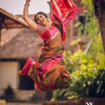 Rachana Narayanankutty Instagram – A glimpse of serenity☀️

Inframe : @rachananarayanankutty 

Captured by : @nithinnarayanan_ 

For more queries : 📞 8943066969

#dancersofinstagram #indianclassicalmusic #indianclassicaldancers #bharathanatyam #mohiniyattam #kuchupudi #instagram #instadailyphoto