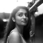 Rachel David Instagram - stages of eye contact // . . Photographer @syam__babu Stylist @joe_elize_joy Assisted by @sanliya_sabu Hair & make up @rizwan_themakeupboy