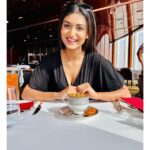 Rachel David Instagram - just a mallu girl adding some 24 karat gold to her coffee // 🤷🏻‍♀️🌟 . . #malluslovegold #goldcoffee Burj Khalifa By Emaar
