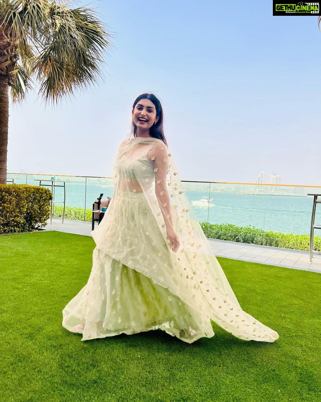 Rachel David Instagram - Just in case y’all were missing Rachel from all the weddings // 🕺 Caesars Palace Dubai