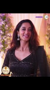 Radhika Narayan Instagram - ZEE ಕುಟುಂಬ ಅವಾರ್ಡ್ಸ್ ರೆಡ್ ಕಾರ್ಪೆಟ್ ನಲ್ಲಿ ನಟಿ ರಾಧಿಕಾ ಚೇತನ್. #RadhikaChethan #RadhikaNarayan #ZEEKutumbaAwards #ZEEKutumbaAwards2023 #KutumbaAwards #RedCarpet #ZEE5 #ZEE5Kannada
