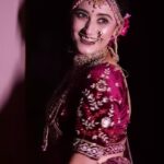 Ragini Khanna Instagram - Epitome of grace and beauty✨✨🌸