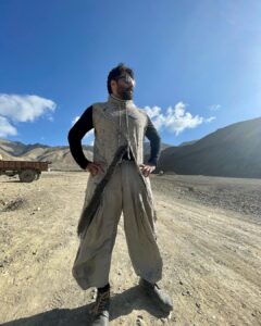 Rahman Instagram - Mad Max.  Throwback 
Loved my wardrobe so much from my Hindi debut movie @ganapathpart_1 

#ganapathpart1 #bollywood #mollywood #kollywood #tollywood #madmax #avtorslife #moviestar #keralagram #ladakh #actionfigures #chennaisuperkings #motorcycle #bikes #landscapephotography #iphone14promax #photography #silhouette #pose #flamingo #chill #rahmanism #allkeralarahmanfans #hollywood #madmax2 #furryfandom