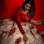 Rahman Instagram - அவள்🪔🥀 Happy Diwali ♥️ Creative director @_okfk_ Wearing @rehanabasheerofficial