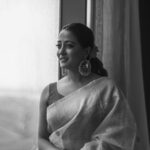 Raima Sen Instagram - BTS Raima Sen X ABP Social Styling : Tanvi MUA : Mainak #pujo2022 #raimasen #abpsocial #abpnews #abpananda #raimasendevvarma #kaustavsaikiaphotography JW Marriott Hotel Kolkata