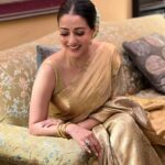 Raima Sen Instagram - Gold never comes to the dreamers - except in dreams