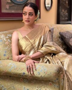 Raima Sen Instagram - Gold never comes to the dreamers - except in dreams