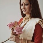 Raima Sen Instagram - শুভ শরোদিয়া #durgapuja2021 #mahalaya