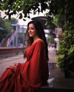 Raima Sen Instagram - City sights…. Wherever you place a camera ,you get a vision ..