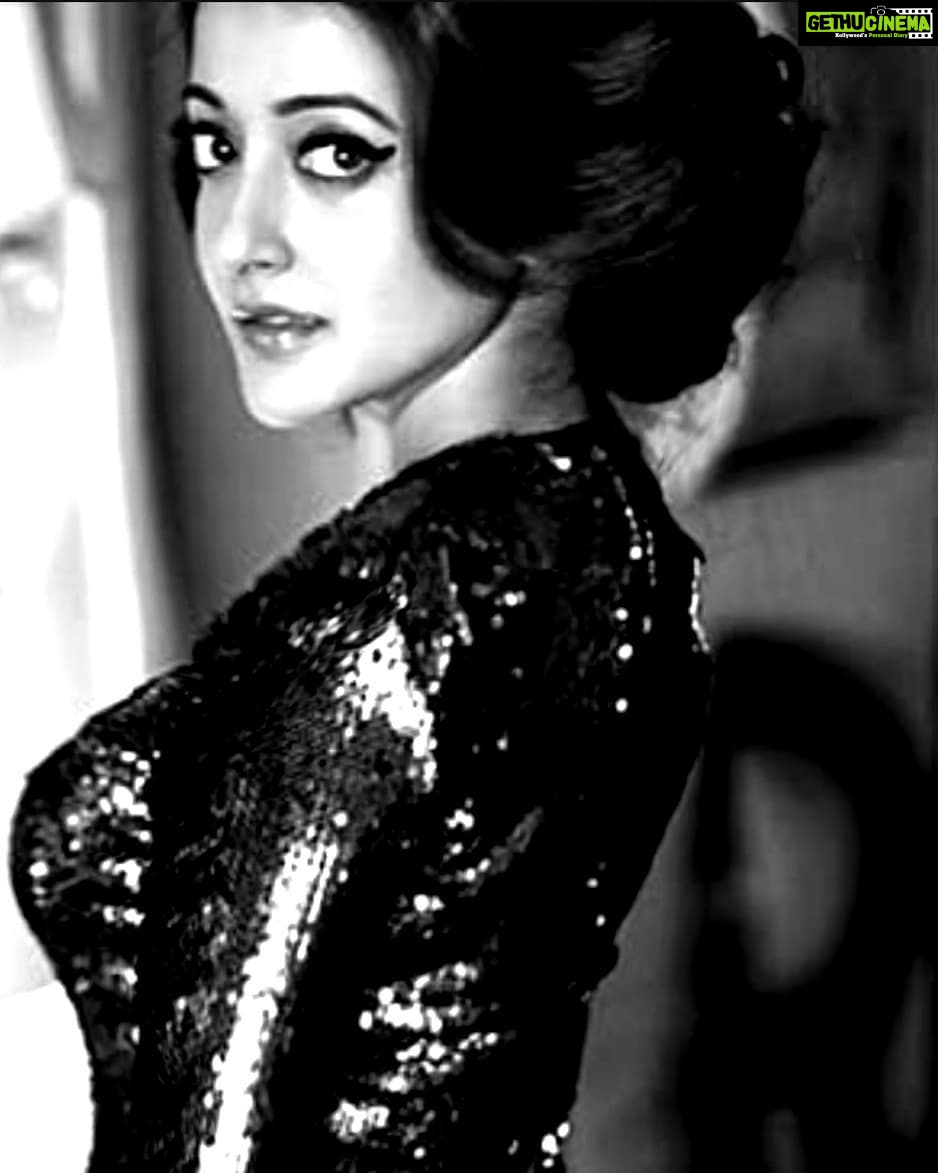 Raima Sen Instagram - #blackwork #mornings in #blackandwhite 🖤