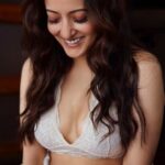 Raima Sen Instagram - #morning #throwback 💟