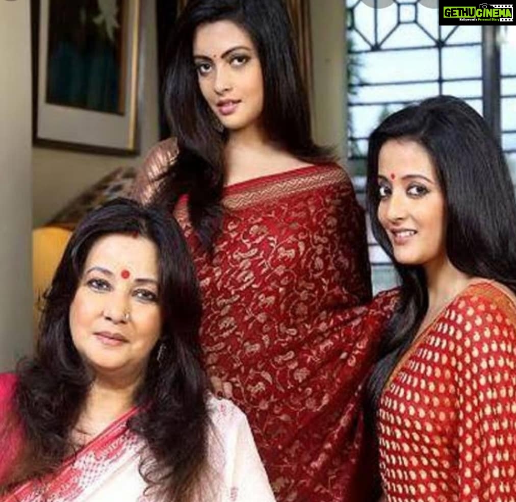 Raima Sen Instagram - #mothersday to the coolest mom ever #happy @riyasendv ❤❤❤