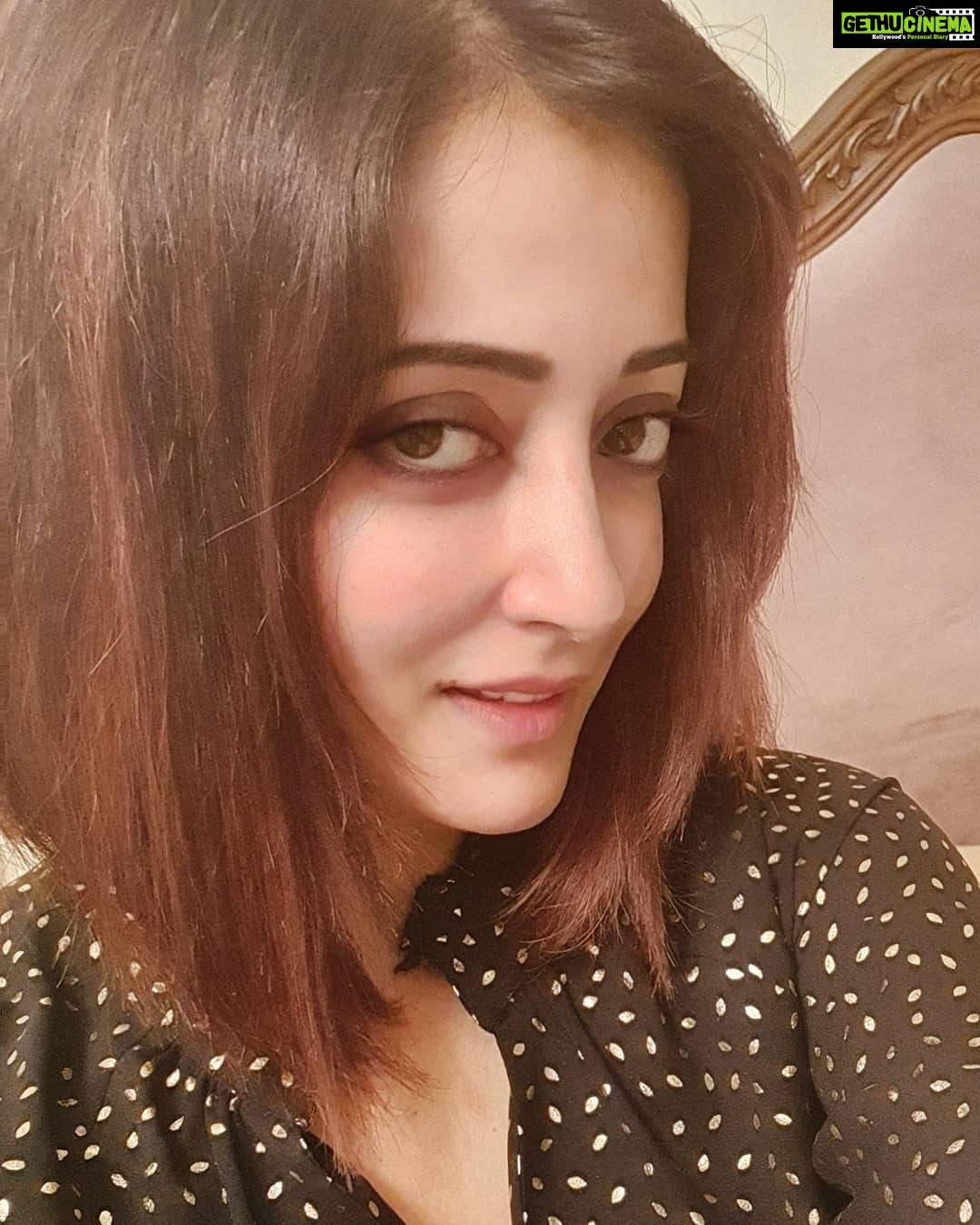 Raima Sen Instagram - #hairtodaygonetomorrow #hairgame #longorshort Mumbai, Maharashtra