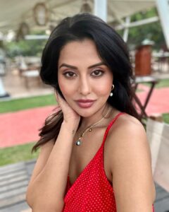 Raiza Wilson Instagram - At the beach is always an amazing place to be ❤️ #beachgirl