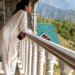 Raiza Wilson Instagram - A heavenly & homely experience in Srinagar. Staying at - @thegreystonedara 🏔️ A Gorgeous home with exquisite food and beauty all around !! So much to offer 🌷 #notanad