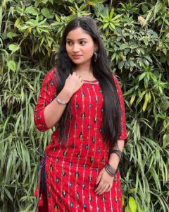 Rajeshwari Kharat Instagram - Shine Bright ✨

#love #rajeshwarikharat #goodmorning #goodvibes
