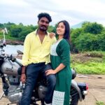 Rajeshwari Kharat Instagram – @somnath_awaghade ❤️

#love #rajeshwarikharat #memories #onset #fun