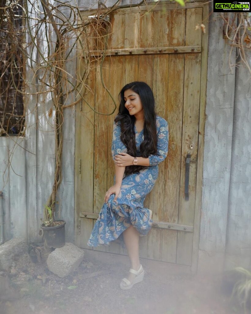 Rajisha Vijayan Instagram - Custom in rustic 🍂🪻 Photography: @merin__georg Styling: @styledbysmiji Outfit & Accessory: @house_of_vandy @reetu.george MUAH: @neethu_makeupartist Assisted by : @siraj_saleem_