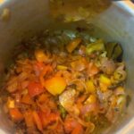 Rakshan Instagram - Cooking is love made visible 🥰it’s all about taking efforts for what you love and my love for biriyani is eternal (comment ur love for briyani) #briyani ♥️