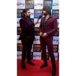 Rakshit Shetty Instagram – ಪ್ರಶಂಸೆ ಎನ್ನುವುದು ಬರಿ ಪ್ರಶಸ್ತಿ ಅಲ್ಲ, ನಿಮ್ಮ ಪ್ರೀತಿ ಇರದೆ ಅದು ಪೂರ್ಣವಾಗುವುದಿಲ್ಲ. ಸದಾ ನಿಮ್ಮೆಲ್ಲರ ಪ್ರೀತಿ ಹೀಗೆ ಇರಲಿ.. ಮನದಾಳದ ಧನ್ಯವಾದಗಳು 😊

Here’s to bringing many more stories on screen, to elevating each other, to all the love recieved! Thank you all, I’m grateful 🤗 

Congratulations @imran_sardhariya on receiving the Best Choreographer Award! 🤗

Styled by: @pragathirishabshetty

#SIIMA #AvaneSrimannarayana #ASN