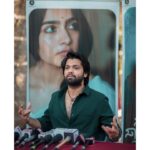 Rakshit Shetty Instagram – Setting sail towards a new destination with the wonderful team of #SSE ✨ 

It has always been a delight to work with @hemanthrao11. His rich passion for story telling and the way he loves his characters are simply amazing. Any actor would be fortunate to be a part of it. 

Eager to see Priya and Manu’s beautiful story unfold on the screen 😊

Photography: @karthik_arasu_

@rukminitweets @charanrajmr2701 @advaitha_ag @paramvah_studios @pushkarfilms