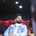 Rakshit Shetty Instagram - When right people with right intentions come together and pour in their energy towards one work, the collective energy becomes one entity. This event was filled with that energy and many of us felt it. TWould like to thank the whole team which worked day and night organising the trailer launch event. @Danishsait, you made the event lit 🔥. Thank you brother 🤗. Thanks @pragathirishabshetty for styling and @camerasenthil for the amazing pics. Thank you all for the overwhelming response towards the trailer. Love you all