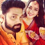 Rakshit Shetty Instagram - Those big dreams hidden behind the cutest smile you carry has always made me wonder how high this angel is going to fly some day. You are a free spirit with a beautiful soul and I wish you stay this way all your life Lakshmiyavre. I don’t want to simply put you as the best costar I have worked till date because you have also been there for me as a friend during my good and bad times in last two years. Thank you for being a part of this amazing journey. Happy Birthday and much love 🤗🤗🤗 @shanvisri