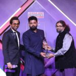 Rakshit Shetty Instagram – Humbled and honored to receive the ‘Pioneering Contribution in New Wave Cinema’ Award at OTTPlay Awards 2023 for ‘777 Charlie’ and ‘Sapta Sagaradaache Ello’ 🤗 

Here’s to the art of storytelling and the future of cinema✨

@ottplayapp #OTTplayAwards2023 #DanubeOTTplayAwards2023