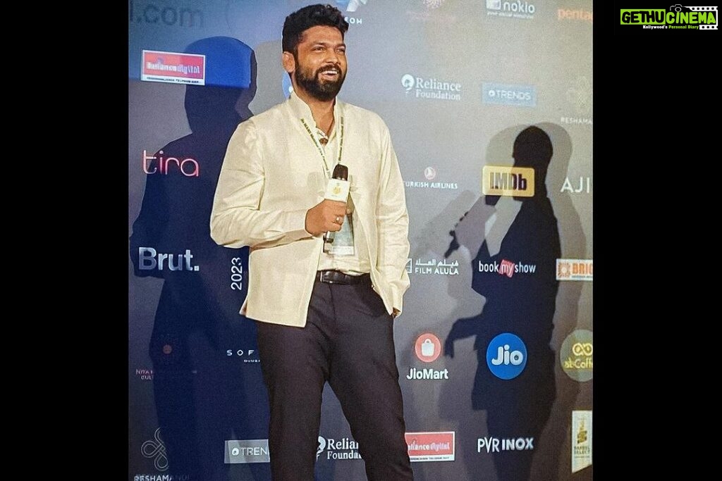 Rakshit Shetty Instagram - A story so raw and so real! ‘Mithya’ saw its world premiere at @mumbaifilmfestival earning the love and recognition it so rightfully deserves! Congratulations Sumanth and team on creating this cinematic gem so full of heart 🤗♥️ #MITHYA @paramvah_studios