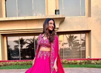 Rakul Preet Singh Instagram - Feeling pinktastic 💕 Outfit @awignaofficial Jewellery @amrapalijewels Styled by @anshikaav Assisted by @bhatia_tanisha Make up @im__sal Hair @aliyashaik28 JW Marriott Mumbai Juhu
