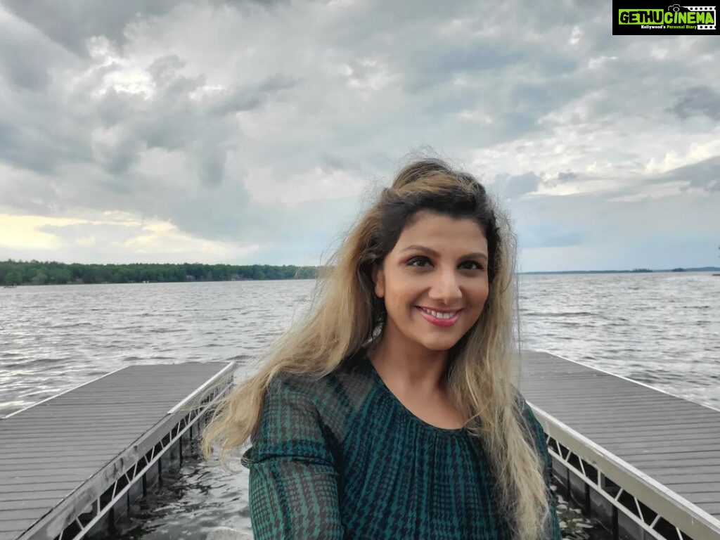 Rambha Instagram - Selfee with nature ❤#nature #sky #celebrity #monsoons #clouds #sky #love #fashion#photography #selfie