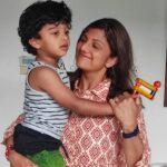 Rambha Instagram - Happy Navratri to One n all 🥰 @thirdeye.prakaash- lovely pics.#celebration #celebrity #navratri #dasera #durga #durgapooja #friends