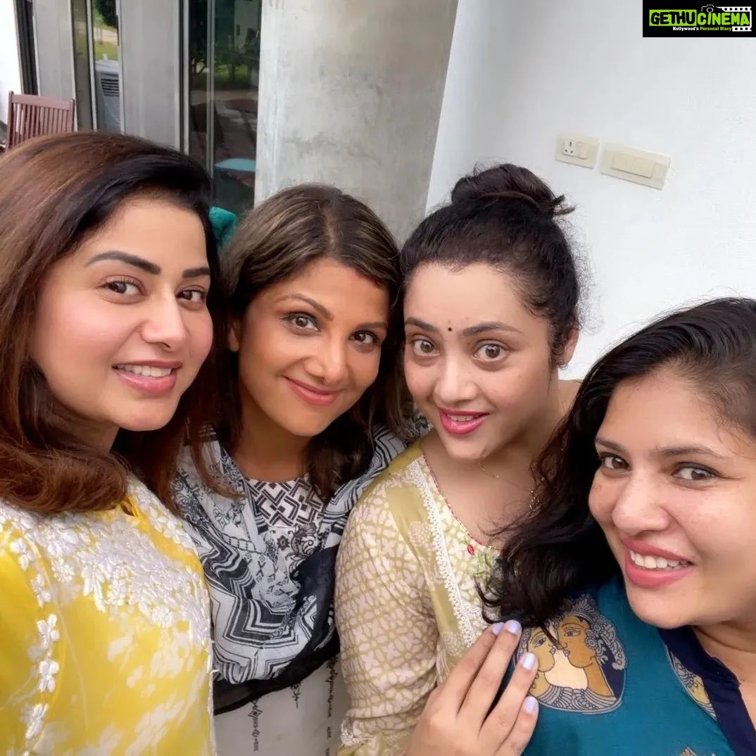 Rambha Instagram - With friends ❤️#celebration #friendship