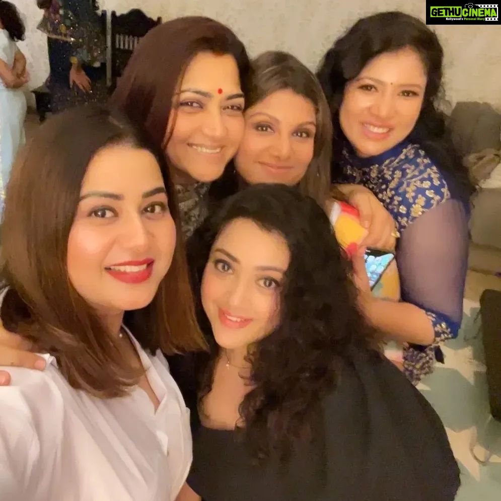 Rambha Instagram - With friends ❤️#celebration #friendship