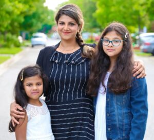 Rambha Instagram - My angels 😇 😇❤️❤️#kids #kidsfashion #familytime #family #siblings #videos #reelsinstagram #celebrity #celebration