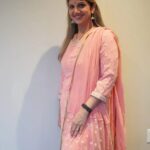 Rambha Instagram - ♥️A New day in a New Way ♥️#happy #mondaymotivation #celebrityfashion #celebrity#fans #family #mothers #motherhood #kids
