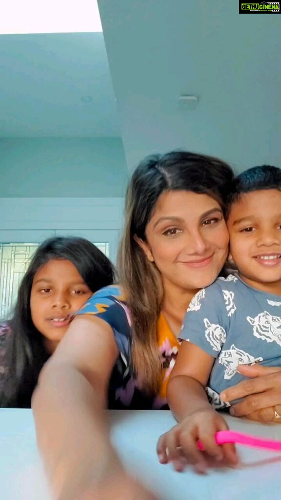 Rambha Instagram - When you have nothing to do #homemakers#housewife #women #celebrity #mothers #energy #reels#kids #naughtiness