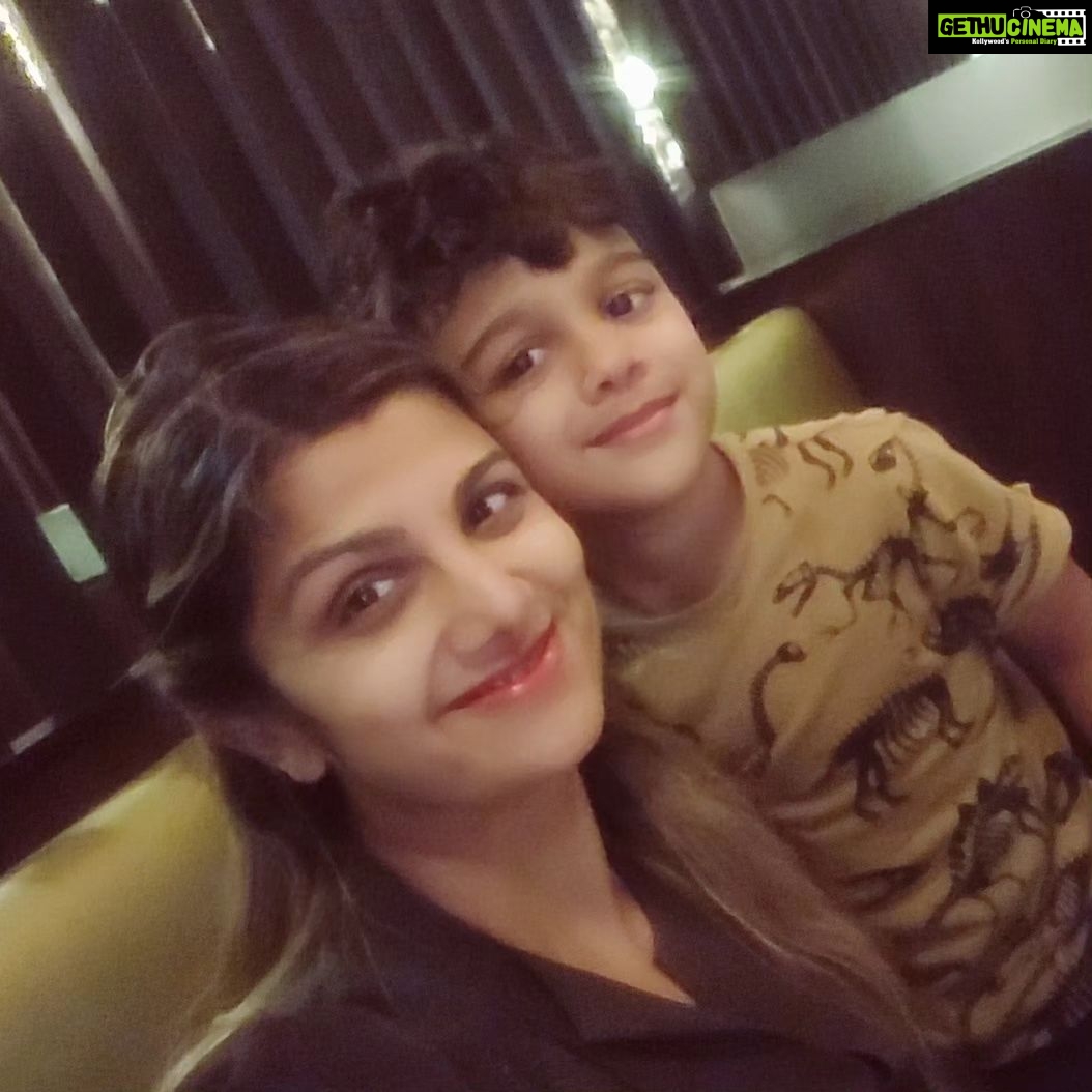 Rambha Instagram - Family dinner ❤️#family #familytime #kids #outing #love #bonding #celebrity