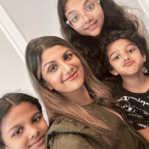 Rambha Instagram - My birthday pics with my lifelines ❤️❤️❤️😘😘😘trying to squeeze in one frame 🤩❤️#celebrity #celebration #family #reels #housewife #women #celebstyle #fans #media #press#selfie #pics #believeinyourself #yourself #selflove#beautiful #gorgeous#birthday #birthdaygirl #birthdaycake