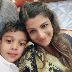 Rambha Instagram - family dinner #familytime #celebrity #kids #enjoylife #enjoy #home#visit #hotels #resorts #fans #momlife #motherhood