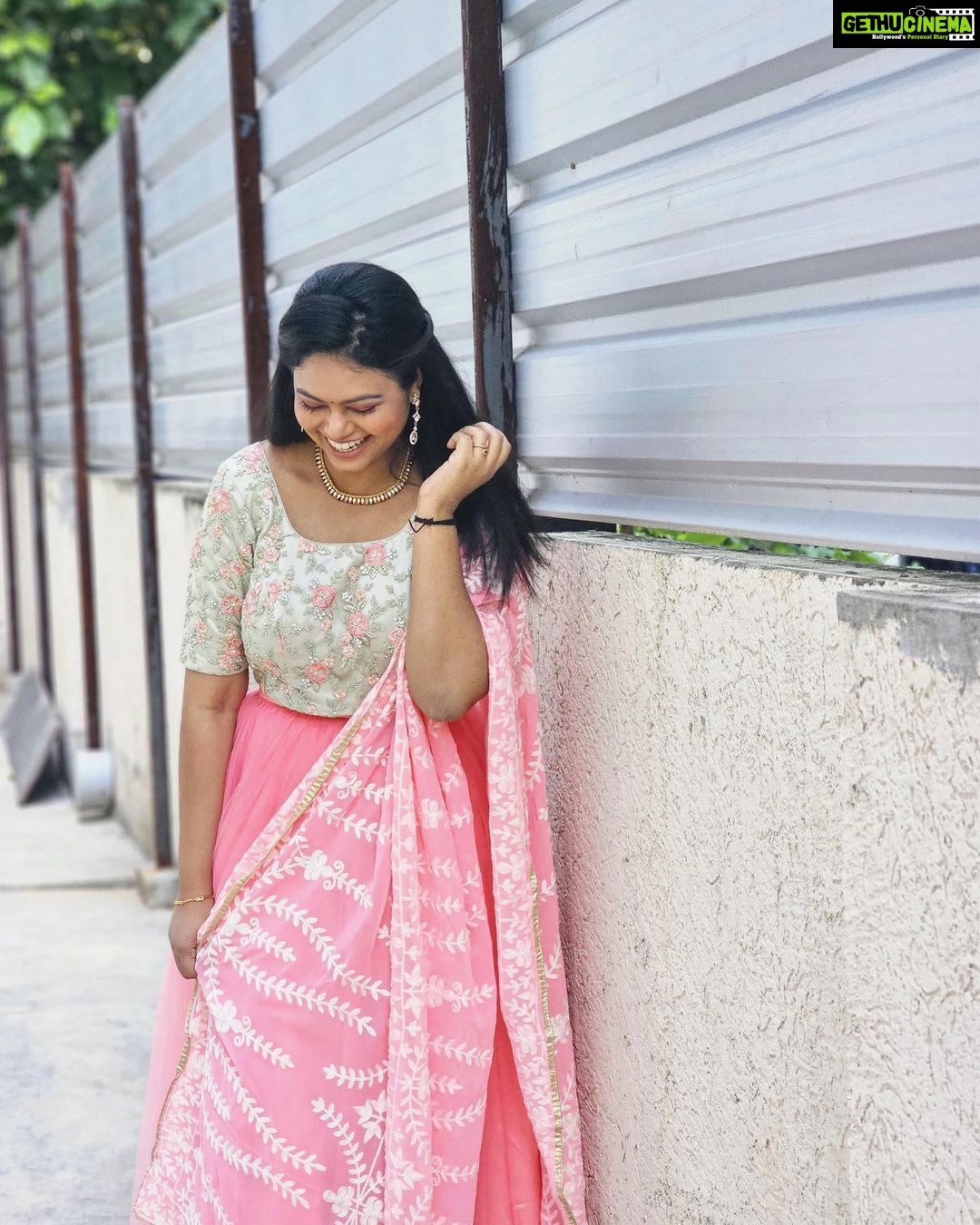 Ramya Behara Instagram - 🌸 Outfit by @zunik_designerclothing