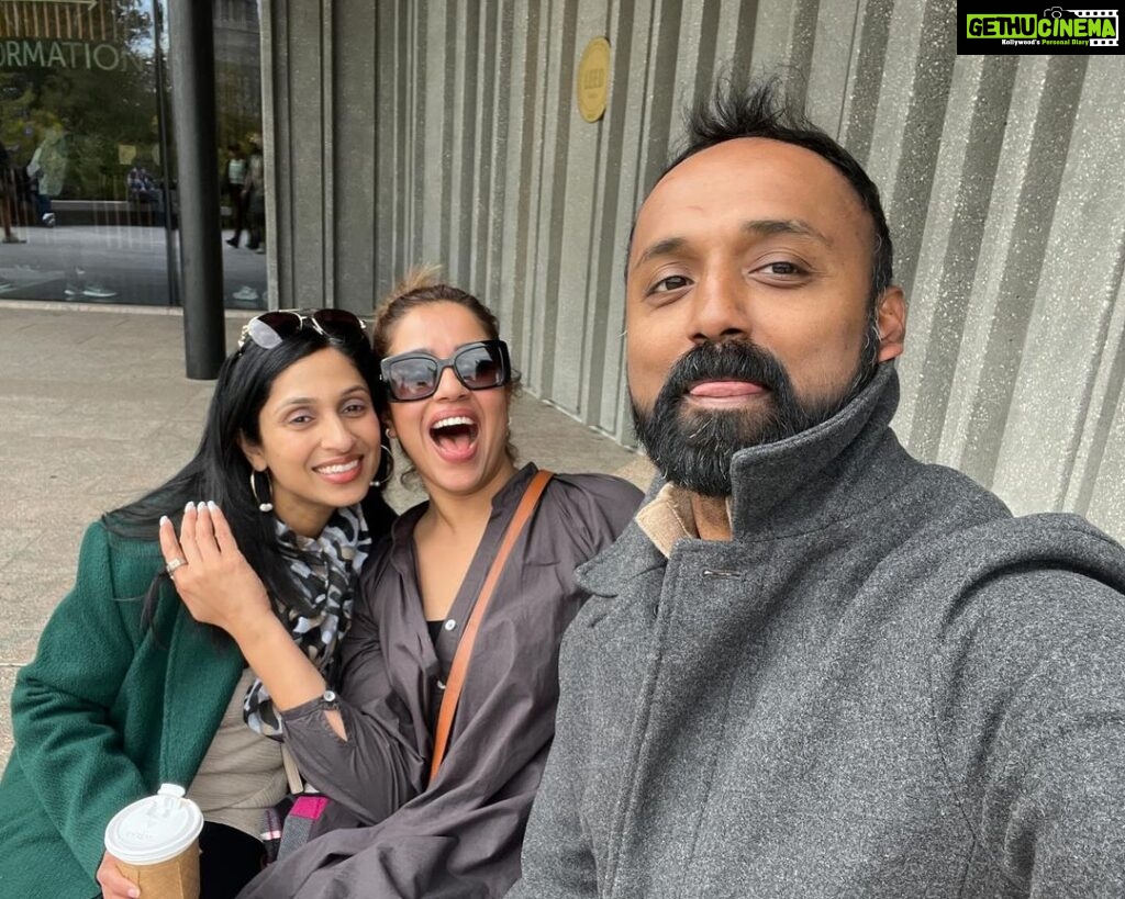 Ranjini Haridas Instagram - My homies !!!❤️ @rhinoqt79 and Joel #traveldiaries #newyorkcity #friendsforlife #ranjiniharidas #threeiscompany