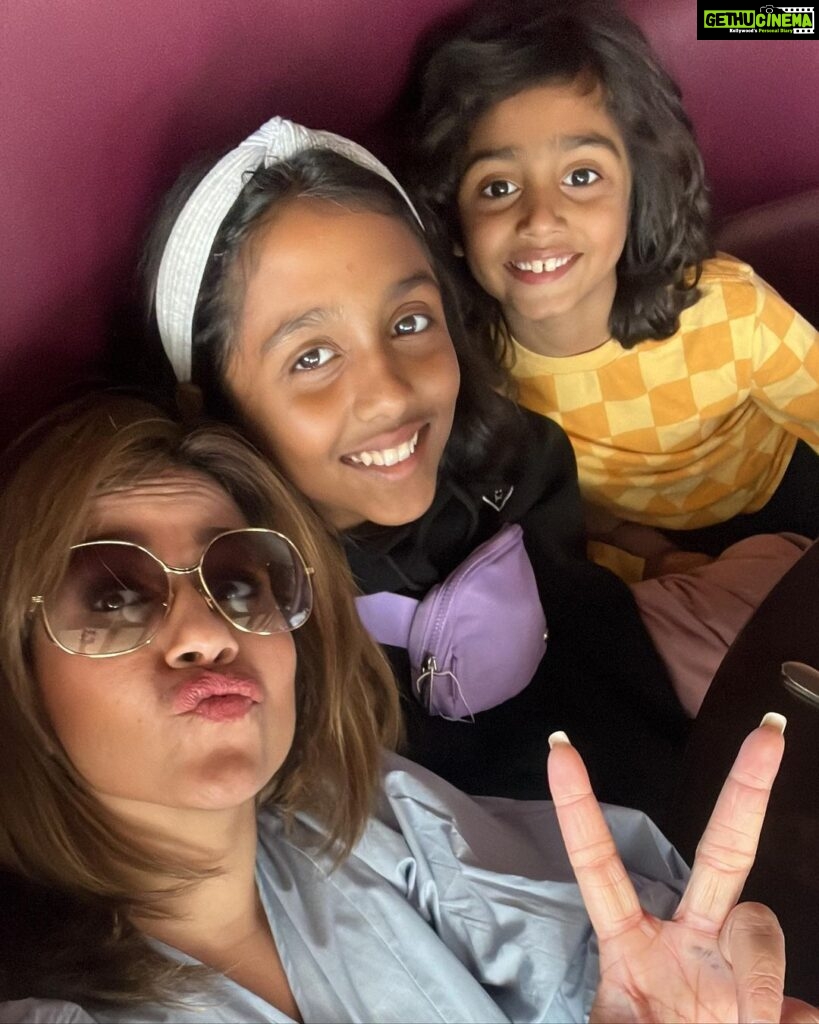 Ranjini Haridas Instagram - When your friend’s kids turn tour guides for the day you know you are going to have the best time ever !!! PS: thank you Daddy Joel or should I be saying Father Joel for being our camera guy !!!😬❤️ @rhinoqt79 we missed you mama ..not !!!😂🫢😬😘 #bellaandmarc #nycthings #traveldiaries #mylilmunchkins #outandabout #allinaday Manhattan, New York
