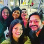 Ranjini Haridas Instagram - Ok..the madness has begun !!!😂 @meera_krishnakumar @rahulmenons @dionnevaz #newyork #manhattan #nightout #fridayvibes #weliketoparty #friendslikefam New York, Manhattan