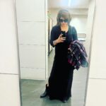 Ranjini Haridas Instagram - Just another Airport Bathroom click !!!📷 #bathroomselfie #mirrorselfie #airportselfie #whichoneisit #😂